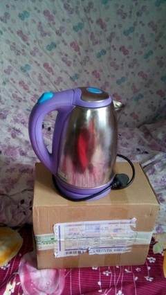 大連金州區(qū)二手日用百貨轉(zhuǎn)讓，電話聯(lián)系看貨